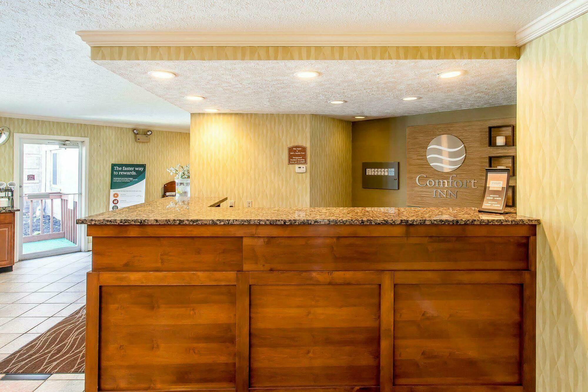 Comfort Inn Independence Exterior foto
